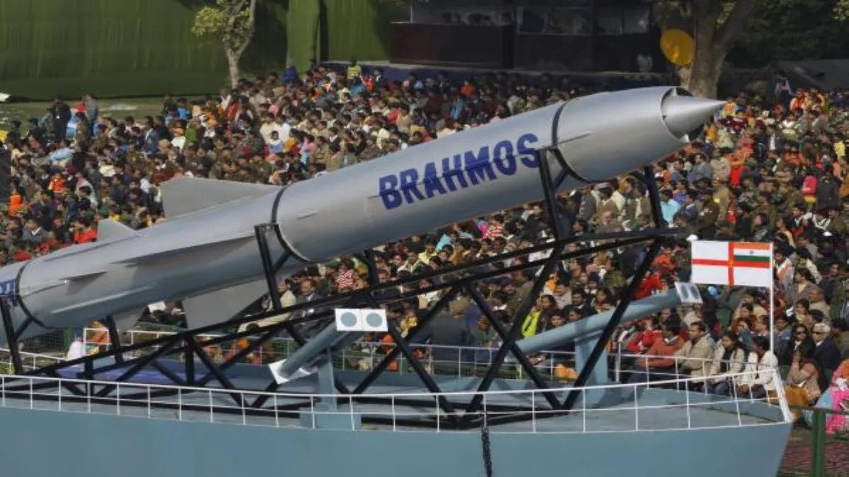 चीन के पड़ोस में तैनात होगी ब्रह्मोस सुपरसोनिक मिसाइल, ‘ड्रैगन’ को चुभेगी भारत-फिलिपींस की ये डील